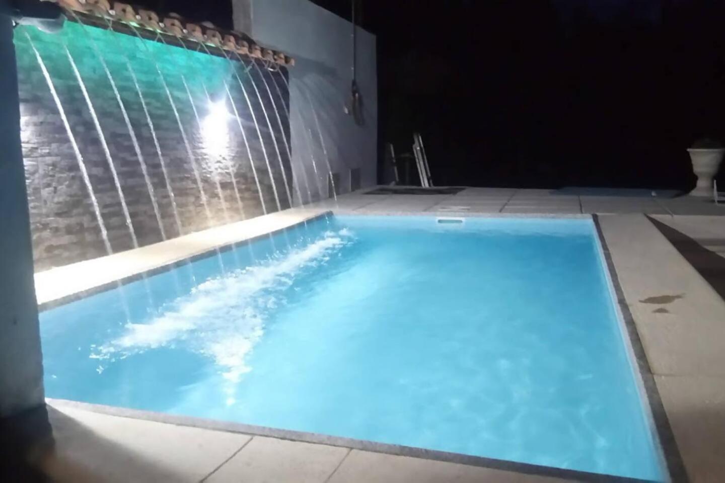 Retiro Na Natureza Casa Com Piscina Digueifel Luaran gambar